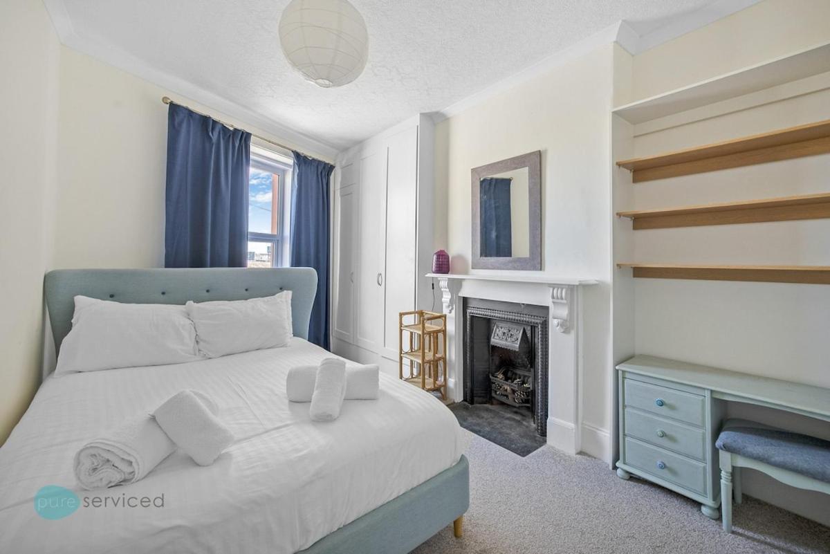 3 Bed - Admiralty Retreat By Pureserviced