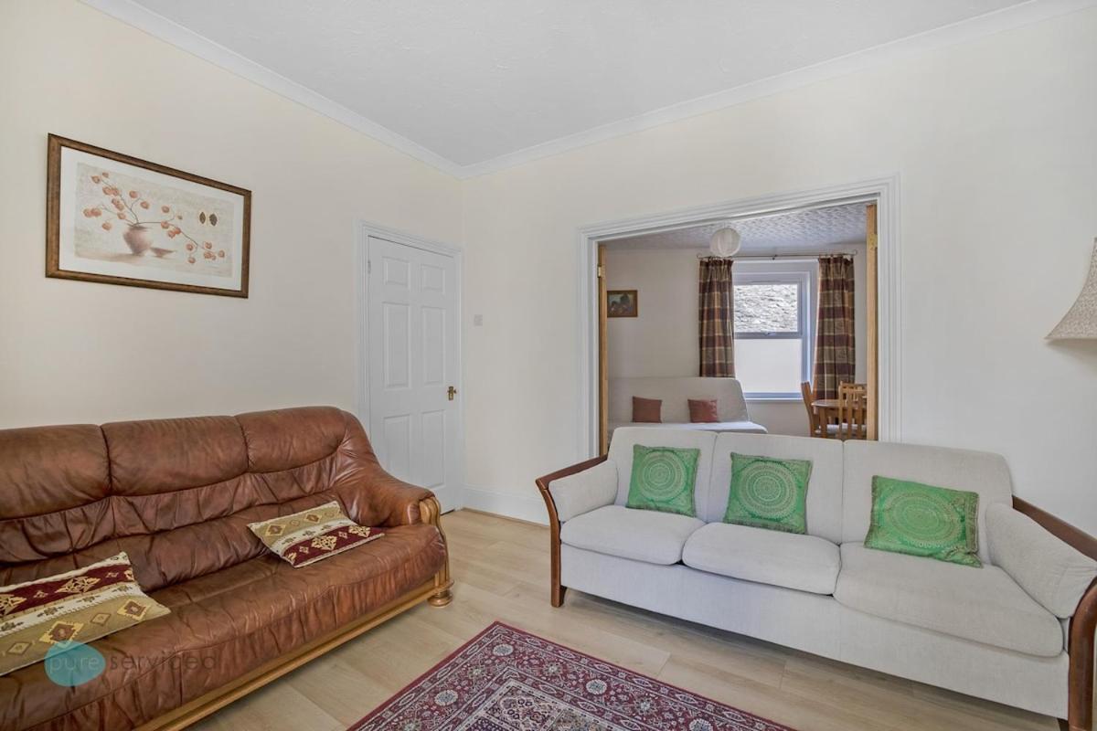 3 Bed - Admiralty Retreat By Pureserviced Holiday home Plymouth